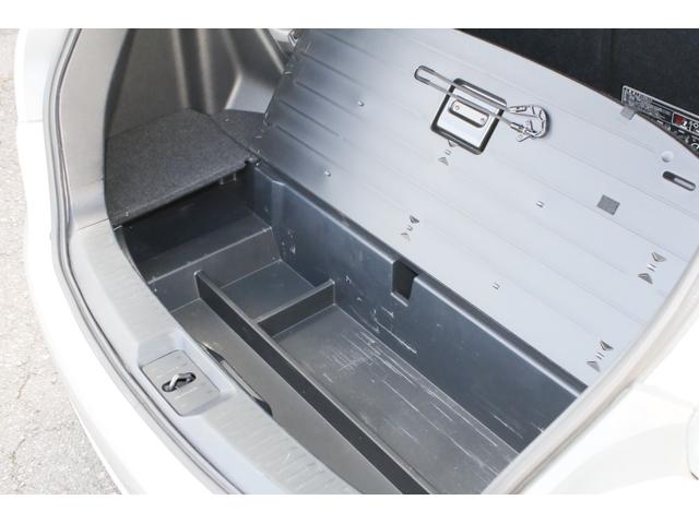 マークXジオ 240G 7人乗 車検2年 記録簿 整備手帳 取扱説明書 バックカメラ スマートキー スペアキー 禁煙車 HID ETC(50枚目)