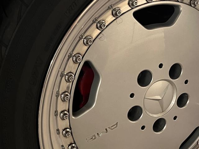 Eクラスステーションワゴン E320ステーションワゴン E60 AMG仕様 ワイドボディ 本革RECAROシート 後期 95年最終モデル H&Rダウンサス AMG鍛造17インチAW AMG300km/hメーター AMGマフラーカッター 記録簿 禁煙車(28枚目)