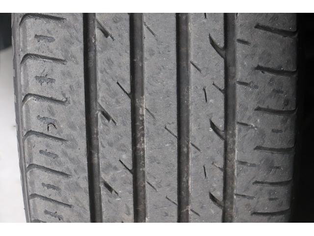 プリウス Ｓツーリングセレクション　モデリスタエアロ（Ｆ・Ｓ・Ｒ）・黒革シート・フロントシートヒーター・アルパイン９インチナビ・Ｂカメラ・ＨＤＭＩ・前後ミラー型ドラレコ・レーダークルーズコントロール・ドライブサポートイルミ・フットイルミ（13枚目）