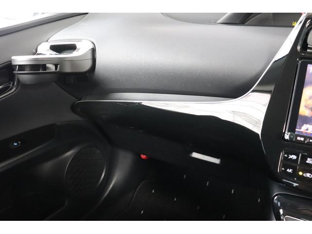 プリウス Ｓツーリングセレクション　モデリスタエアロ（Ｆ・Ｓ・Ｒ）・黒革シート・フロントシートヒーター・アルパイン９インチナビ・Ｂカメラ・ＨＤＭＩ・前後ミラー型ドラレコ・レーダークルーズコントロール・ドライブサポートイルミ・フットイルミ（33枚目）