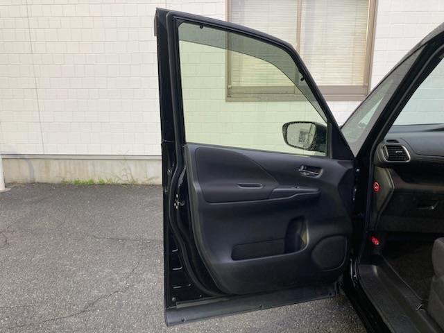 セレナ ハイウェイスター 純正SDナビ(CD/DVD/AM/FM/BT)衝突軽減システム、両側パワースライドドア、フリップダウンモニター、全方位カメラ、フルセグTV、前方向ドライブレコーダー、エンジンスタートボタン、ETC(27枚目)