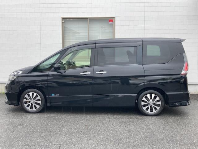 セレナ ハイウェイスター 純正SDナビ(CD/DVD/AM/FM/BT)衝突軽減システム、両側パワースライドドア、フリップダウンモニター、全方位カメラ、フルセグTV、前方向ドライブレコーダー、エンジンスタートボタン、ETC(32枚目)