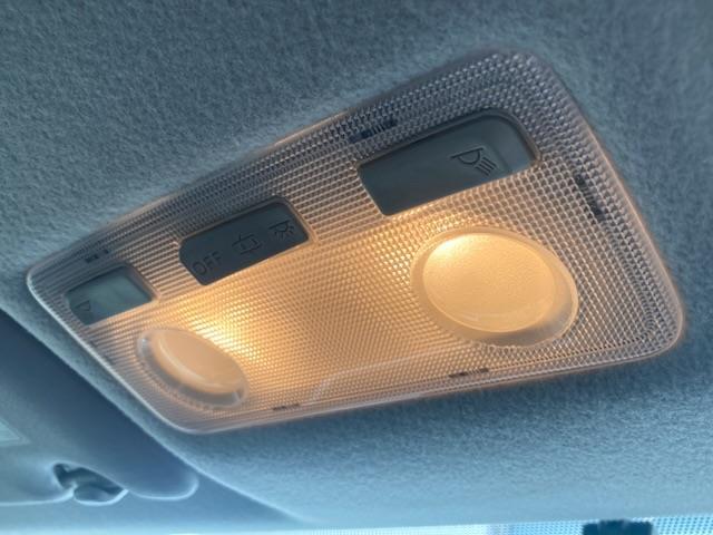 アクア Ｇ　Ｇ’ｓ　純正ＳＤナビ（ＣＤ／ＢＴ／ＡＭ／ＦＭ）／ワンセグＴＶ／ＥＴＣ／Ｇｓ仕様ハーフレザーシート／Ｇｓ仕様純正１７インチＡＷ／ＬＥＤＢＥＡＭ／プッシュスタート／スマートキー／横滑り防止（33枚目）