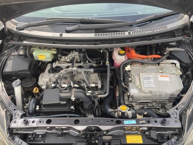 アクア Ｇ　Ｇ’ｓ　純正ＳＤナビ（ＣＤ／ＢＴ／ＡＭ／ＦＭ）／ワンセグＴＶ／ＥＴＣ／Ｇｓ仕様ハーフレザーシート／Ｇｓ仕様純正１７インチＡＷ／ＬＥＤＢＥＡＭ／プッシュスタート／スマートキー／横滑り防止（38枚目）