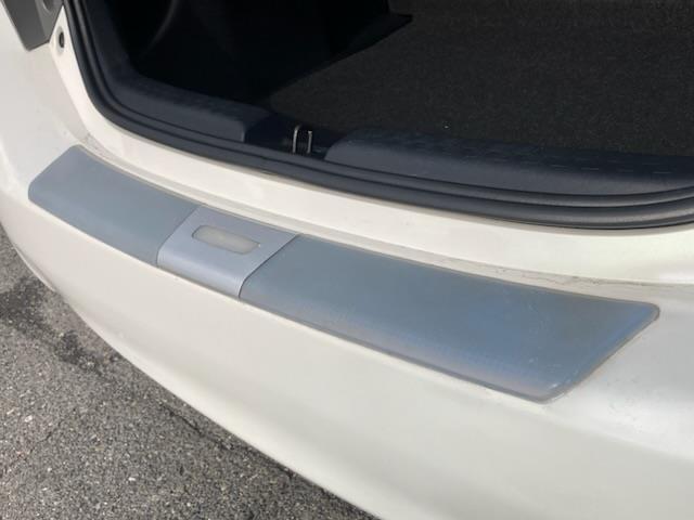 アクア Ｇ　純正ＳＤナビ（ＣＤ／ＤＶＤ／ＡＭ／ＦＭ）、バックカメラ、プッシュスタート、スマートキー、アイドリングストップ、ＩＳＯＦＩＸ、コーナーポール、純正フロアマット、ＥＴＣ（19枚目）