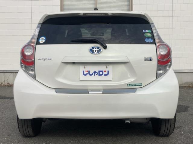 アクア Ｇ　純正ＳＤナビ（ＣＤ／ＤＶＤ／ＡＭ／ＦＭ）、バックカメラ、プッシュスタート、スマートキー、アイドリングストップ、ＩＳＯＦＩＸ、コーナーポール、純正フロアマット、ＥＴＣ（21枚目）