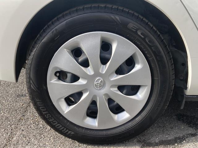 アクア Ｇ　純正ＳＤナビ（ＣＤ／ＤＶＤ／ＡＭ／ＦＭ）、バックカメラ、プッシュスタート、スマートキー、アイドリングストップ、ＩＳＯＦＩＸ、コーナーポール、純正フロアマット、ＥＴＣ（27枚目）