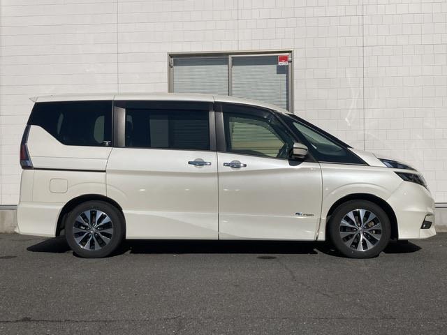 セレナ ハイウェイスター　プロパイロットエディション　純正ＳＤナビ（ＣＤ／ＤＶＤ／ＡＭ／ＦＭ）／フルセグＴＶ／両側パワースライドドア／プロパイロット／衝突軽減システム／レーダークルーズコントロール／バックカメラ／前後コーナーセンサー☆プッ（30枚目）