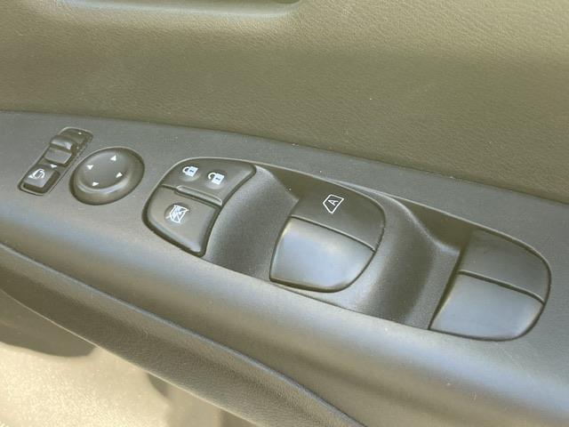 セレナ ハイウェイスター　プロパイロットエディション　純正ＳＤナビ（ＣＤ／ＤＶＤ／ＡＭ／ＦＭ）／フルセグＴＶ／両側パワースライドドア／プロパイロット／衝突軽減システム／レーダークルーズコントロール／バックカメラ／前後コーナーセンサー☆プッ（34枚目）