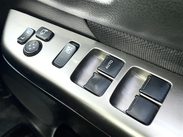 スペーシアカスタムZ ベースグレード 純正SDナビ(CD/DVD/AM/FM)/バックカメラ/両側パワースライドドア/純正14インチAW/ETC/スマートキー/プッシュスタート/純正フロアマット/ステアリングスイッチ(21枚目)