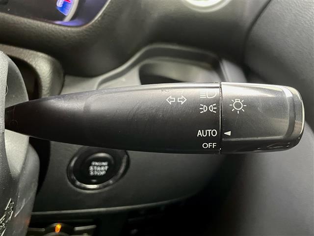 スペーシアカスタム ＸＳリミテッド　社外ＳＤナビ（ＣＤ／ＤＶＤ／ＢＴ／ＡＭ／ＦＭ）／フルセグＴＶ／両側パワースライドドア／衝突軽減システム／ハーフレザーシート／シートヒーター／プッシュスタートボタン／スマートキー／ＥＴＣ（18枚目）