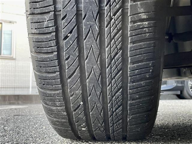 ヴェゼル ハイブリッドＺ　ＳＤナビ（ＣＤ／ＤＶＤ／ＡＭ／ＦＭ）／アルミホイール　純正１７インチＡＷ／ドライブレコーダー／クルーズコントロール／ＥＴＣ　／スペアキー／カーテンエアバッグ／シートヒーター／ＬＥＤライト（41枚目）