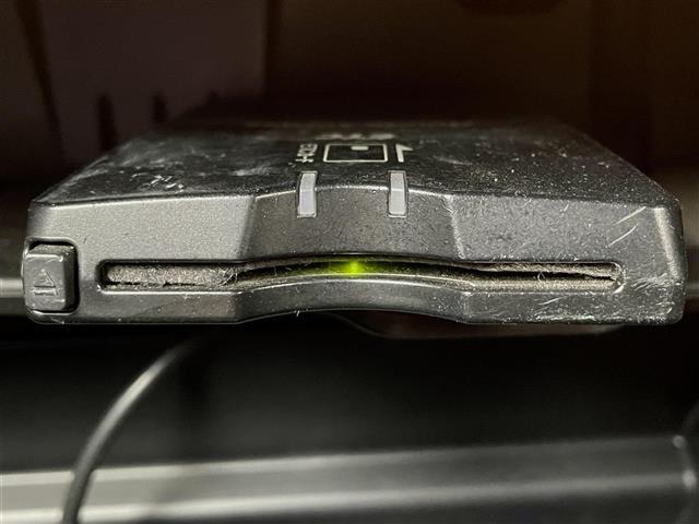 スペーシアカスタムＺ ベースグレード　社外ＳＤナビ（ＣＤ／ＡＭ／ＦＭ）／ワンセグＴＶ／片側パワースライド／純正１４インチＡＷ／シートヒーター／レーンアシスト／エンジンスタートボタン／スマートキー／アイドリングストップ／オートライト（3枚目）