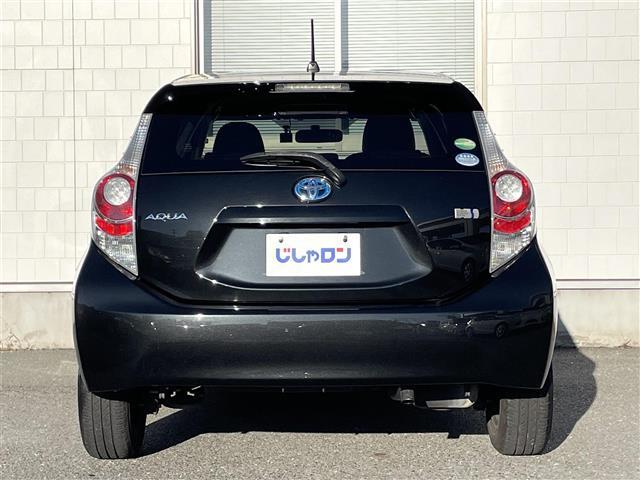 アクア Ｓ　ＳＤナビ（ＣＤ／ＤＶＤ／ＢＴ／ＡＭ／ＦＭ）／アルミホイール　純正１５インチＡＷ／ドライブレコーダー／ＥＴＣ／衝突軽減装置／盗難防止装置／横滑り防止装置（32枚目）