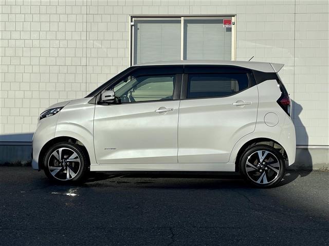 デイズ ハイウェイスター Gターボ 純正SDナビ(CD/DVD/BT/AM/FM)/フルセグTV/衝突軽減システム/レーンキープアシスト/ドライブレコーダー/バックカメラ/シートヒーター/LEDヘッドライト/コーナーセンサー(35枚目)