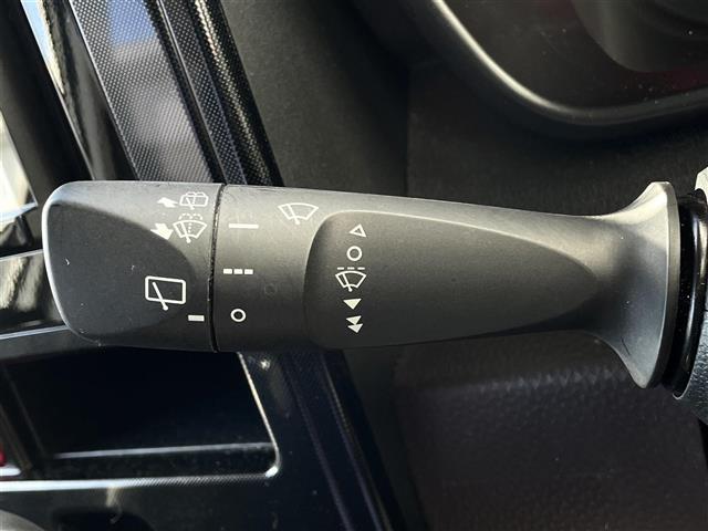 ルーミー Ｇ　ＳＤナビ（ＣＤ／ＤＶＤ／ＢＴ／ＡＭ／ＦＭ）／アルミホイール純正１４インチＡＷ／バックカメラ／コーナーセンサー／両側パワースライドドア／クルーズコントロール／ＥＴＣ／アイドリングストップ／シートヒーター（12枚目）