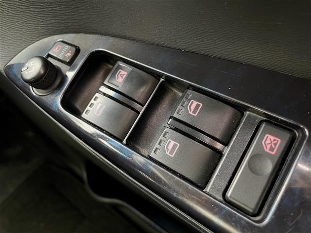 タント カスタムＲＳ　トップエディションＳＡＩＩＩ　純正ＳＤナビ（ＣＤ／ＤＶＤ／ＢＴ／ＡＭ／ＦＭ）／フルセグＴＶ／バックカメラ／シートヒーター／衝突軽減システム／オートライト／オートマチックハイビーム／ＬＥＤヘッドライト／社外１５インチＡＷ（18枚目）