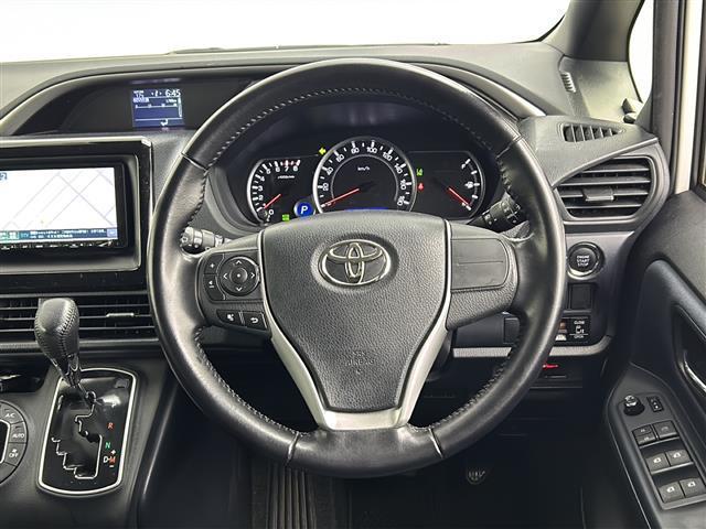 ヴォクシー ZS 煌 ワンオーナー 社外7インチメモリナビ フリップダウンモニター トヨタセーフティセンス バックカメラ 360°ドライブレコーダー 両側パワースライドドア LEDオートライト フォグランプ スマートキー(5枚目)