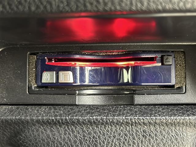 ヴォクシー ZS 煌 ワンオーナー 社外7インチメモリナビ フリップダウンモニター トヨタセーフティセンス バックカメラ 360°ドライブレコーダー 両側パワースライドドア LEDオートライト フォグランプ スマートキー(16枚目)