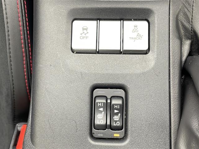 ＧＲ８６ ＲＺ　純正９インチナビ（ＣＤ／ＤＶＤ／ＢＴ／フルセグＴＶ）／クルーズコントロール／ハーフレザーシート／シートヒーター／ブラインドスポットモニター／バックカメラ／純正アルミホイール（30枚目）