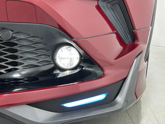 Ｃ－ＨＲ Ｇ　純正９インチナビ（ＣＤ／ＤＶＤ／ＢＴ／フルセグＴＶ）／レーダークルーズコントロール／プリクラッシュセーフティ／レーンキープアシスト／コーナーセンサ―／バックカメラ／電動パーキングブレーキ（53枚目）