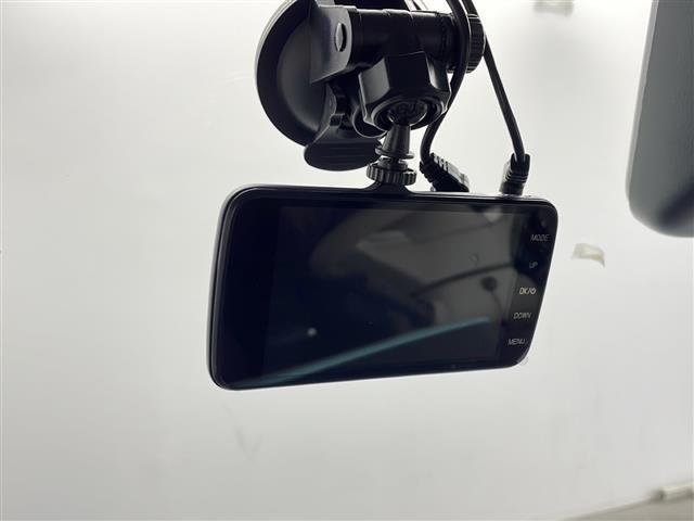 ムーヴキャンバス Ｇホワイトアクセントリミテッド　ＳＡＩＩＩ　純正ＳＤナビ【ＮＳＺＮ－Ｘ７０Ｄ】フルセグテレビＢｌｕｅｔｏｏｔｈスマートアシスト両側パワースライドドアＬＥＤヘッドライト純正ドアバイザー純正フロアマットオートライト（3枚目）