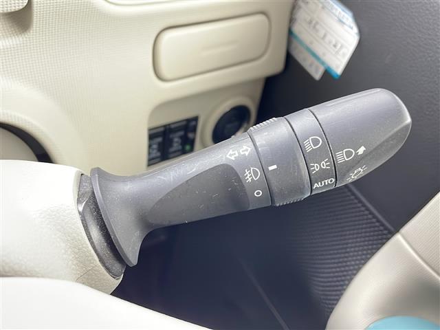 ムーヴキャンバス Ｇホワイトアクセントリミテッド　ＳＡＩＩＩ　純正ＳＤナビ【ＮＳＺＮ－Ｘ７０Ｄ】フルセグテレビＢｌｕｅｔｏｏｔｈスマートアシスト両側パワースライドドアＬＥＤヘッドライト純正ドアバイザー純正フロアマットオートライト（7枚目）