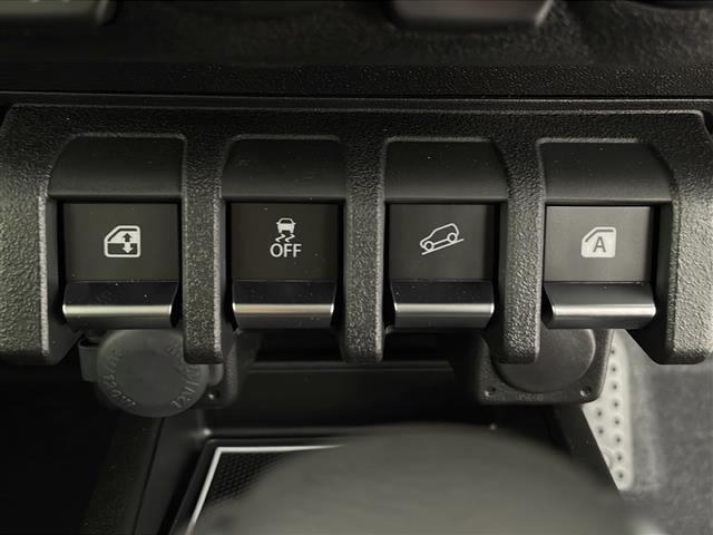 ジムニー ＸＣ　社外９インチメモリナビフルセグテレビＢｌｕｅｔｏｏｔｈオーディオＬＥＤヘッドライトヘッドライトウォッシャークルーズコントロールフォグライト（16枚目）