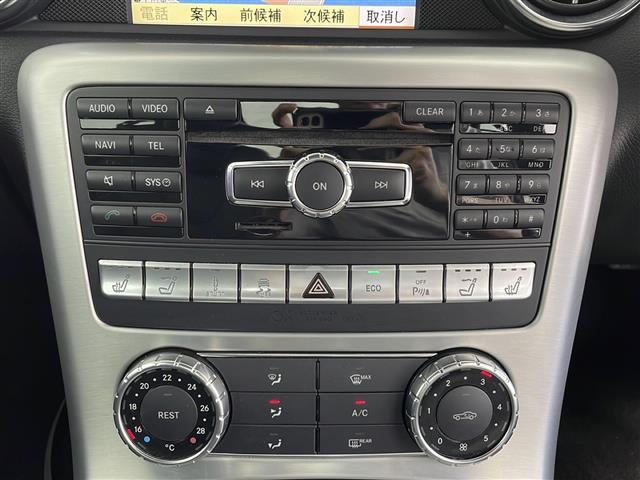 ＳＬＫ ＳＬＫ３５０ブルーエフィシェンシー　純正ナビ／ｈａｒｍａｎ／ｋａｒｄｏｎプレミアムサウンド／クルーズコントロール／パワーシート／レザーシート／シートヒーター／エアスカーフ／純正ドライブレコーダー／オープンカー／取説（4枚目）