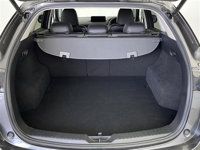 ＣＸ－５ ＸＤ　ブラックトーンエディション　純正ナビ（ＢＴ／フルセグＴＶ）／レーダークルーズコントロール／全方位カメラ／衝突被害軽減ブレーキ／レーンキープアシスト／パドルシフト／ハーフレザーシート／シートヒーター／パワーシート（13枚目）