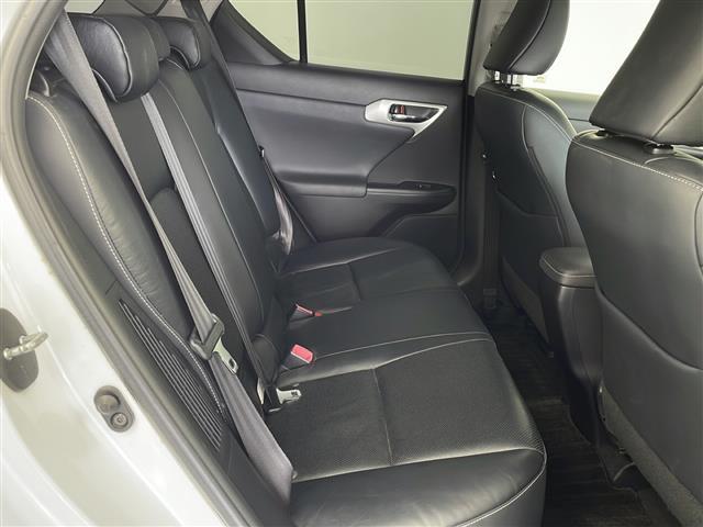 ＣＴ ＣＴ２００ｈ　バージョンＬ　純正ＨＤＤナビゲーションシステム　マークレビンソンサウンド　パドルシフト　運転席メモリーシート　フォグライト　フルセグテレビ／Ｂｌｕｅｔｏｏｔｈ／ＣＤ／ＤＶＤ　ドライブレコーダー　ＬＥＤヘッドライト（26枚目）