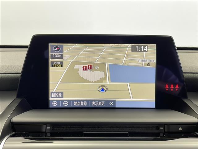クラウンハイブリッド ＲＳアドバンス　メーカーナビ　パノラミックビューモニター　ビルトインＥＴＣ　前後ドライブレコーダー　トヨタセーフティセンス　追従機能付きクルーズコントロール　レーントレーシングアシスト　センタートレース　パワーシート（5枚目）