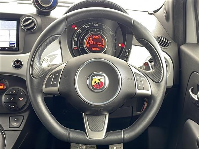 アバルト５９５ ツーリズモ（5枚目）