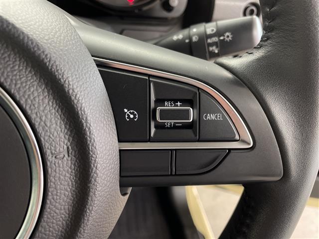 ジムニー ＸＣ　ワンオーナー　社外ナビ　フルセグ　Ｂｌｕｅｔｏｏｔｈ　バックカメラ　クルーズコントロール　オートライト　ヘッドライトウォッシャー　シートヒーター　ダウンヒルアシストコントロール　プッシュスタートボタン（8枚目）