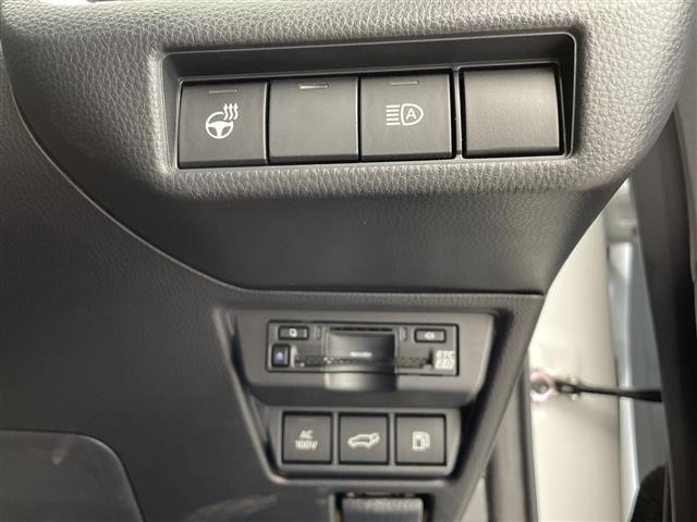 プリウス Ｚ　プラグインハイブリッド　純正１２．３インチディスプレイオーディオ　コネクテッドナビ　フルセグ　Ｂｌｕｅｔｏｏｔｈ　パノラミックビューモニター　デジタルインナーミラー　ＥＴＣ２．０　ドライブレコーダ（9枚目）