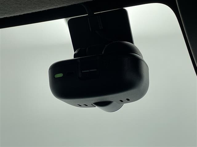 スペーシア ハイブリッドＸ　純正ナビ　Ｂｌｕｅｔｏｏｔｈ　フルセグＴＶ　両側パワースライドドア　セーフティパック　コーナーセンサー　レーンキープアシスト　衝突軽減ブレーキ　ＥＴＣ　シートヒーター　アイドリングストップ　スペアキー（4枚目）