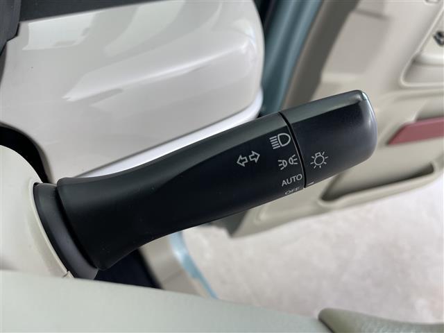 スペーシア ハイブリッドＸ　純正ナビ　Ｂｌｕｅｔｏｏｔｈ　フルセグＴＶ　両側パワースライドドア　セーフティパック　コーナーセンサー　レーンキープアシスト　衝突軽減ブレーキ　ＥＴＣ　シートヒーター　アイドリングストップ　スペアキー（8枚目）