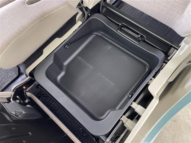 スペーシア ハイブリッドＸ　純正ナビ　Ｂｌｕｅｔｏｏｔｈ　フルセグＴＶ　両側パワースライドドア　セーフティパック　コーナーセンサー　レーンキープアシスト　衝突軽減ブレーキ　ＥＴＣ　シートヒーター　アイドリングストップ　スペアキー（18枚目）