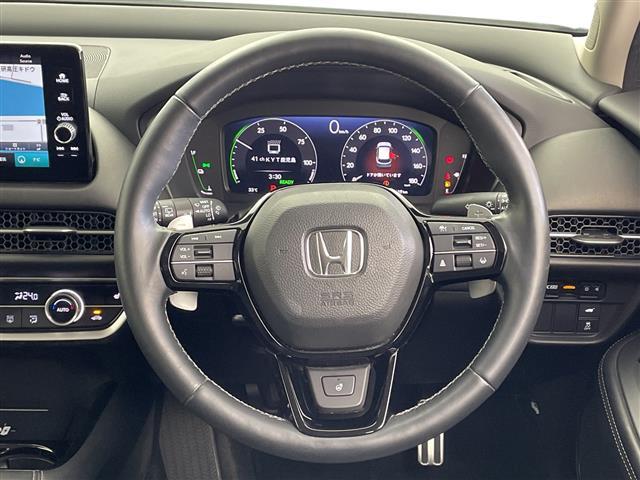 ＺＲ－Ｖ ｅ：ＨＥＶ　Ｚ　禁煙車　純正ナビ　全方位カメラ　前後ドラレコ　ビルドインＥＴＣ　ＢＯＳＥプレミアムサウンド　ホンダセンシング　ＢＳＭ　ワイヤレス充電　シートヒーター　ステアリングヒーター（5枚目）