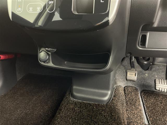 デイズ ハイウェイスター　Ｘ　社外ＳＤナビ　フルセグ　Ｂｌｕｅｔｏｏｔｈ　アラウンドビューモニター　オートマチックハイビーム　エマージェンシーブレーキ　アイドリングストップ　ステアリングスイッチ　純正フロアマット　電動格納ミラー（16枚目）