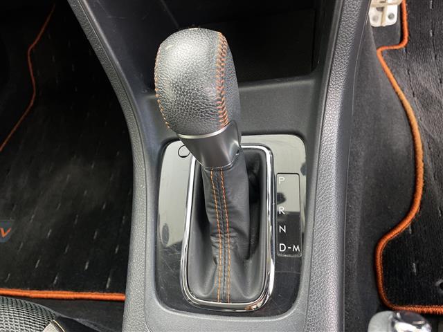 XV 2.0i-L アイサイト ワンオーナー 社外ナビフルセグテレビ アイサイト バックカメラ ブラインドスポットモニター パドルシフト ステアリングリモコン LEDヘッドライト フォグライト ドアバイザー スマートキー(13枚目)