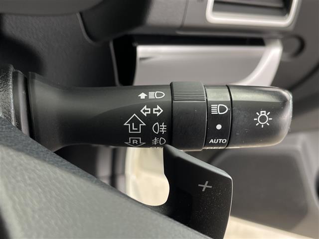 XV 2.0i-L アイサイト ワンオーナー 社外ナビフルセグテレビ アイサイト バックカメラ ブラインドスポットモニター パドルシフト ステアリングリモコン LEDヘッドライト フォグライト ドアバイザー スマートキー(18枚目)