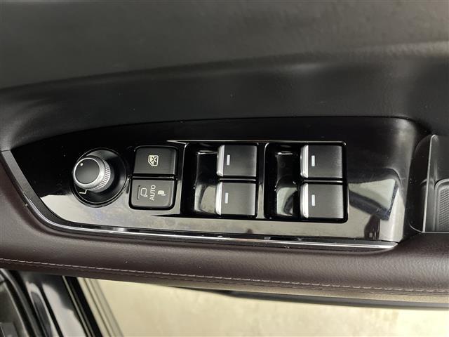 CX-5 XD エクスクルーシブモード 純正ナビ フルセグ Bluetooth アラウンドビューモニター BOSEプレミアムサウンド 電子パーキング パーキングアシスト ベンチレーション オートライト パワースライドドア オートホールド(17枚目)