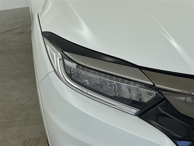 ヴェゼル ハイブリッドＺ・ホンダセンシング　純正ナビ　バックカメラ　ホンダセンシング　レーダークルーズコントロール　レーンキープアシスト　衝突被害軽減ブレーキ　ビルトインＥＴＣ　ステアリングリモコン　横滑り防止装置　ドアバイザー　フロアマット（36枚目）