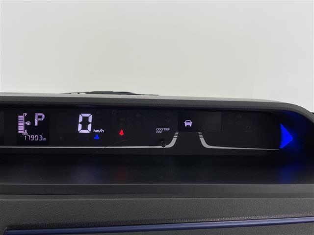 タント カスタムＲＳ　純正９型ナビ　フルセグ　アダプティブクル　ーズコントロール　パノラミックビューモニター　ハーフレザー　両側パワースライドドア　ＬＥＤヘッドライト　オートライト　シートバックテーブル　サンシェード（6枚目）