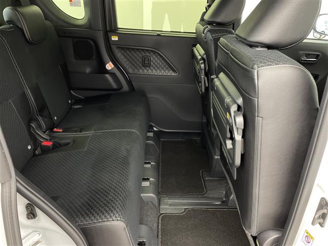 タント カスタムＲＳ　純正９型ナビ　フルセグ　アダプティブクル　ーズコントロール　パノラミックビューモニター　ハーフレザー　両側パワースライドドア　ＬＥＤヘッドライト　オートライト　シートバックテーブル　サンシェード（19枚目）