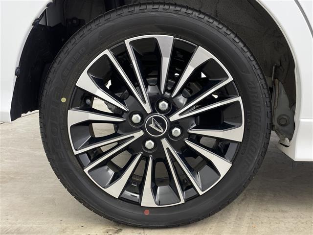 タント カスタムＲＳ　純正９型ナビ　フルセグ　アダプティブクル　ーズコントロール　パノラミックビューモニター　ハーフレザー　両側パワースライドドア　ＬＥＤヘッドライト　オートライト　シートバックテーブル　サンシェード（39枚目）