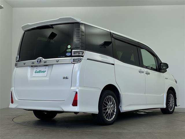 ヴォクシー ハイブリッドＺＳ　煌　純正９型ナビ　フリップダウンモニター　クルーズコントロール　バックカメラ　両側パワースライドドア　オートマチックハイビーム　オートライト　プリクラッシュセーフティ　ドライブレコーダー　レーンキープ（31枚目）