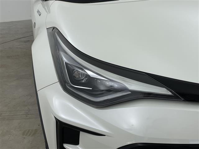 Ｃ－ＨＲ Ｓ　ＧＲスポーツ　純正ＤＡ　パノラミックビューモニター　レーダークルーズコントロール　プリクラッシュセーフティー　レーンキープアシスト　オートライト　オートハイビーム　ステアリングリモコン　電動パーキングブレーキ（32枚目）