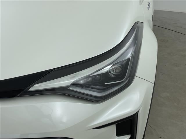 Ｃ－ＨＲ Ｓ　ＧＲスポーツ　純正ＤＡ　パノラミックビューモニター　レーダークルーズコントロール　プリクラッシュセーフティー　レーンキープアシスト　オートライト　オートハイビーム　ステアリングリモコン　電動パーキングブレーキ（33枚目）